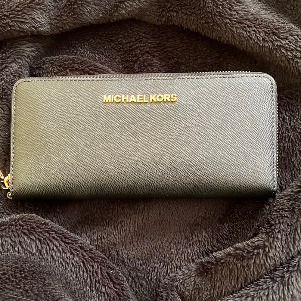 Michael Kors black large leather wallet